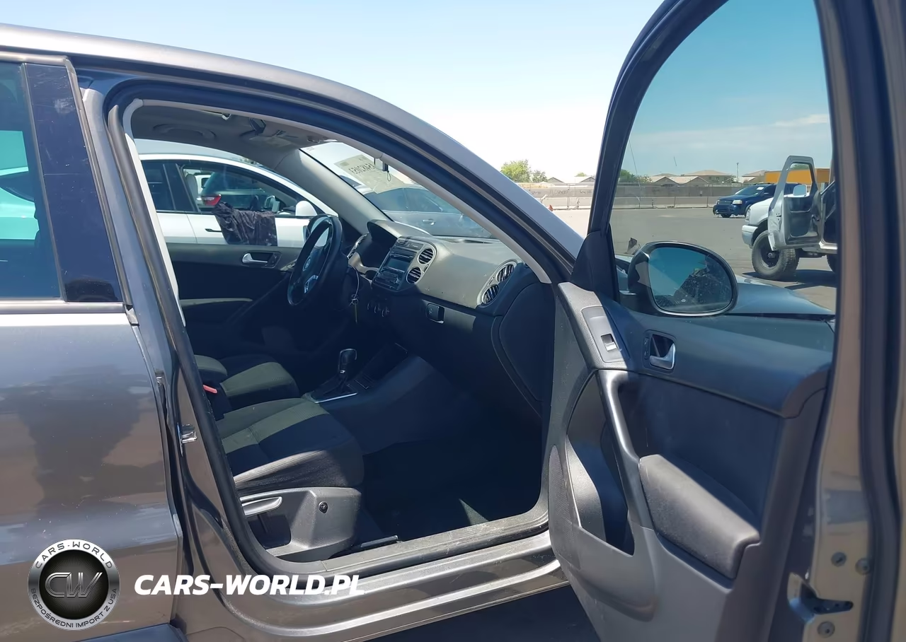 2013 Volkswagen Tiguan S VIN:WVGBV3AX0DW613757 - 5