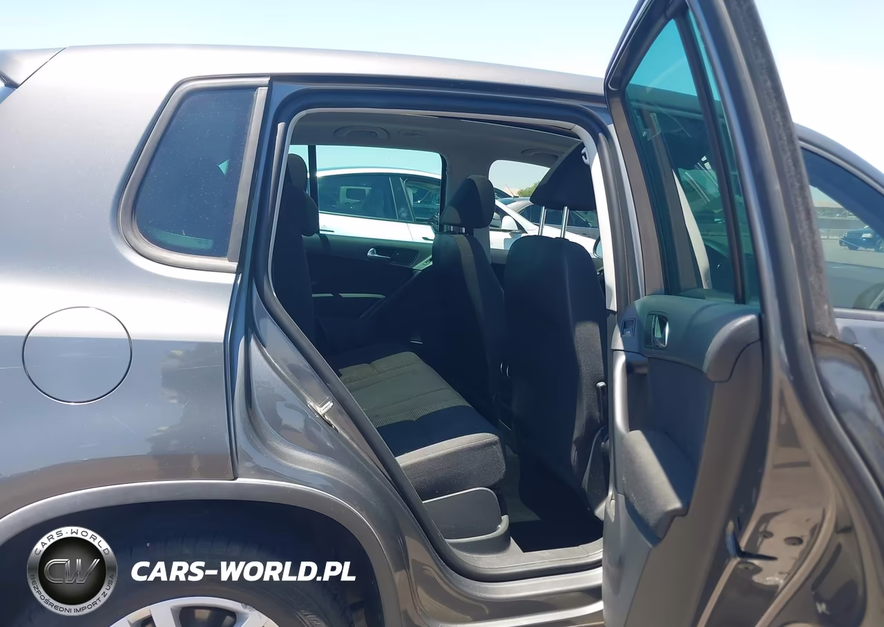 2013 Volkswagen Tiguan S VIN:WVGBV3AX0DW613757 - 8