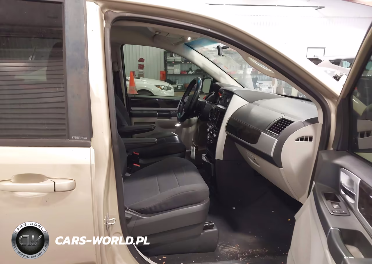 2010 Dodge Grand Caravan Sxt VIN:2D4RN5DX4AR190179 - 5
