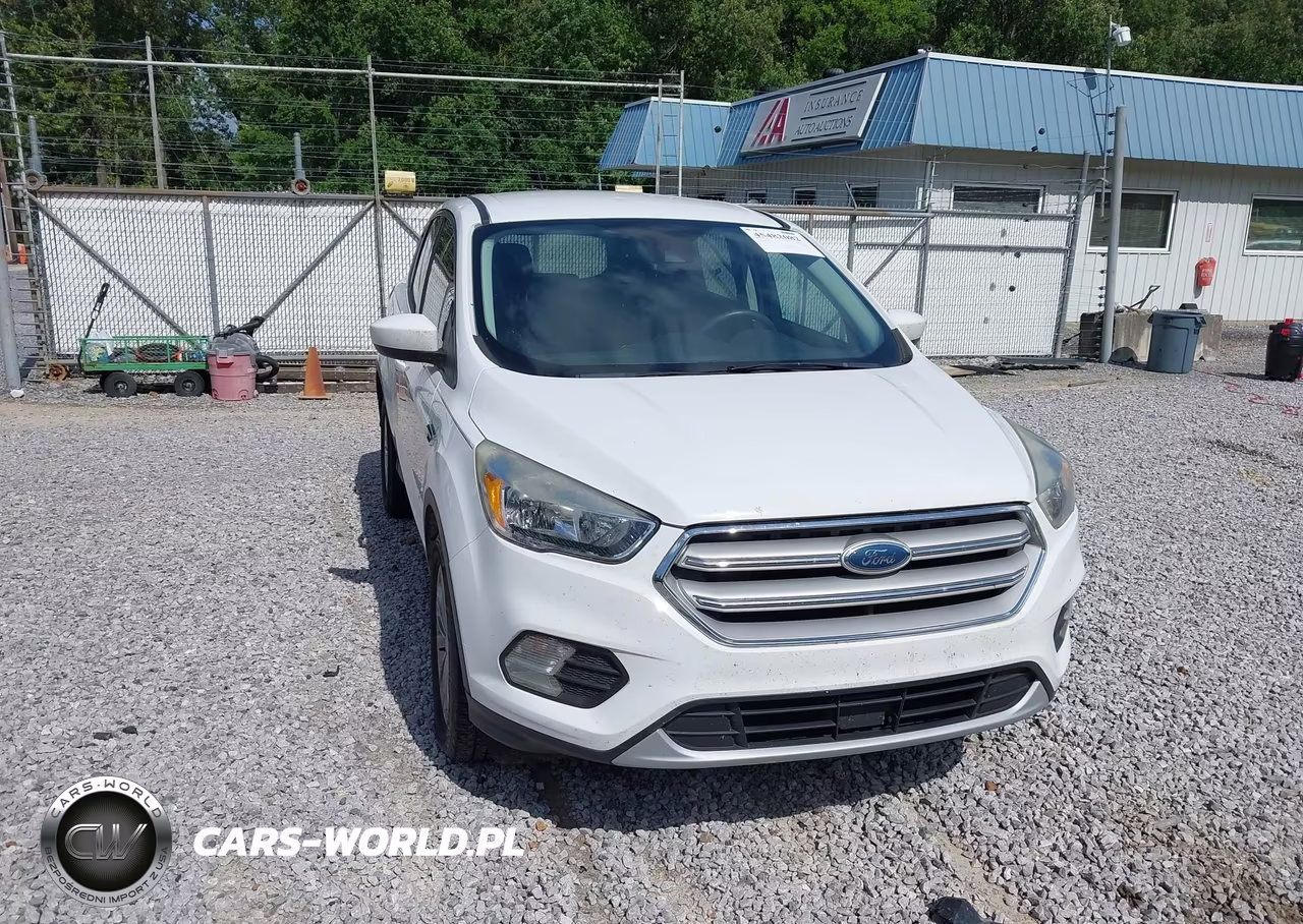 2018 Ford Escape Se VIN:1FMCU0GD2JUC50274 - 19