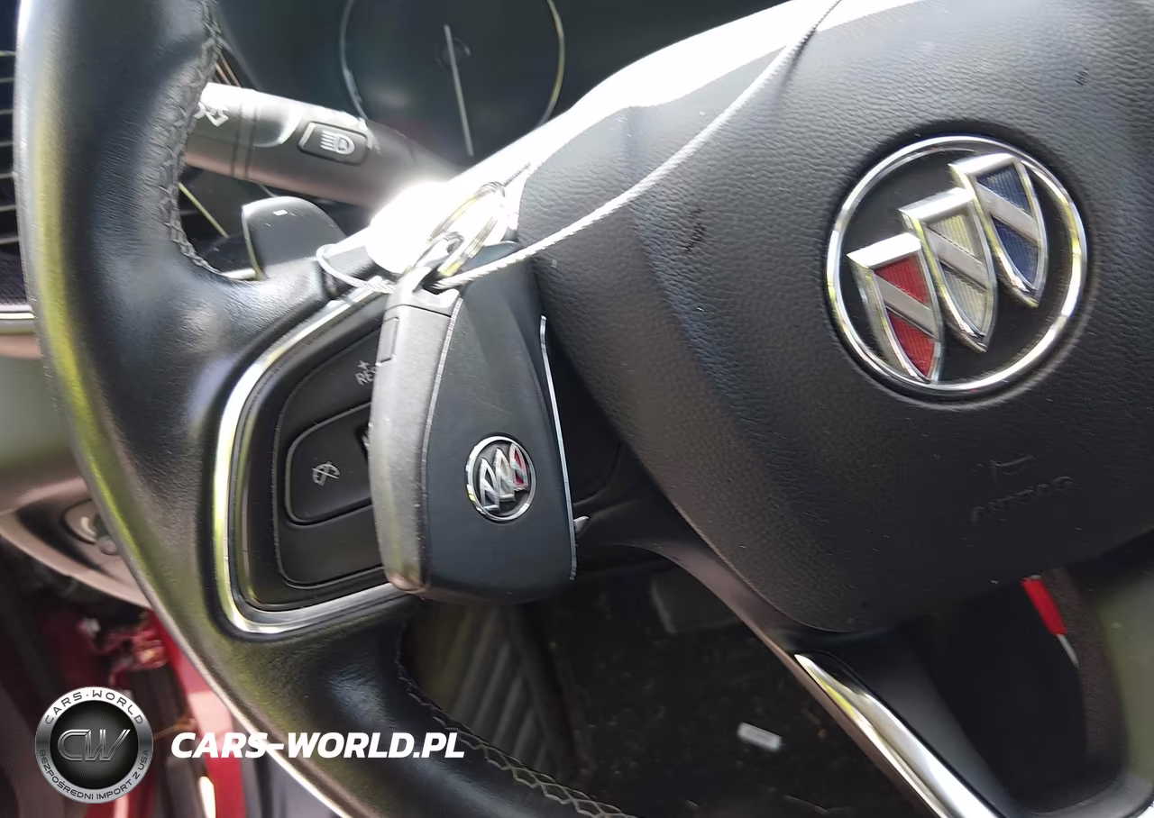 2023 Buick Envision Preferred Fwd VIN:LRBAZLR47PD066404 - 11