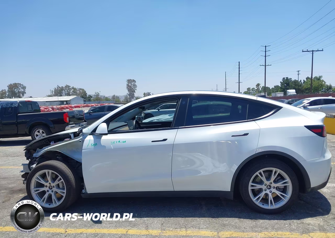 2022 Tesla Model Y Long Range Dual Motor All-Wheel Drive VIN:7SAYGAEE8NF544606 - 15