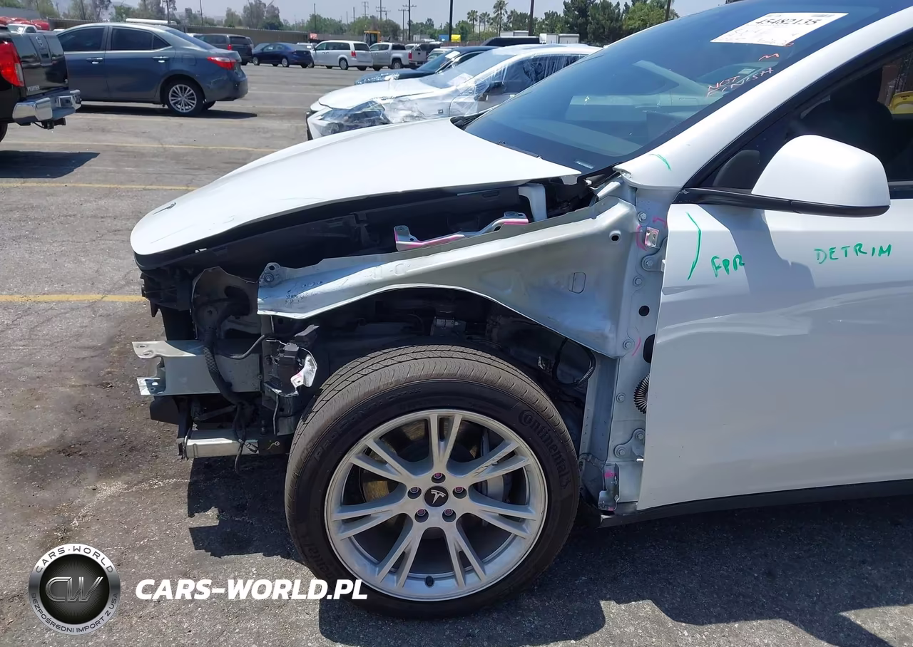 2022 Tesla Model Y Long Range Dual Motor All-Wheel Drive VIN:7SAYGAEE8NF544606 - 20