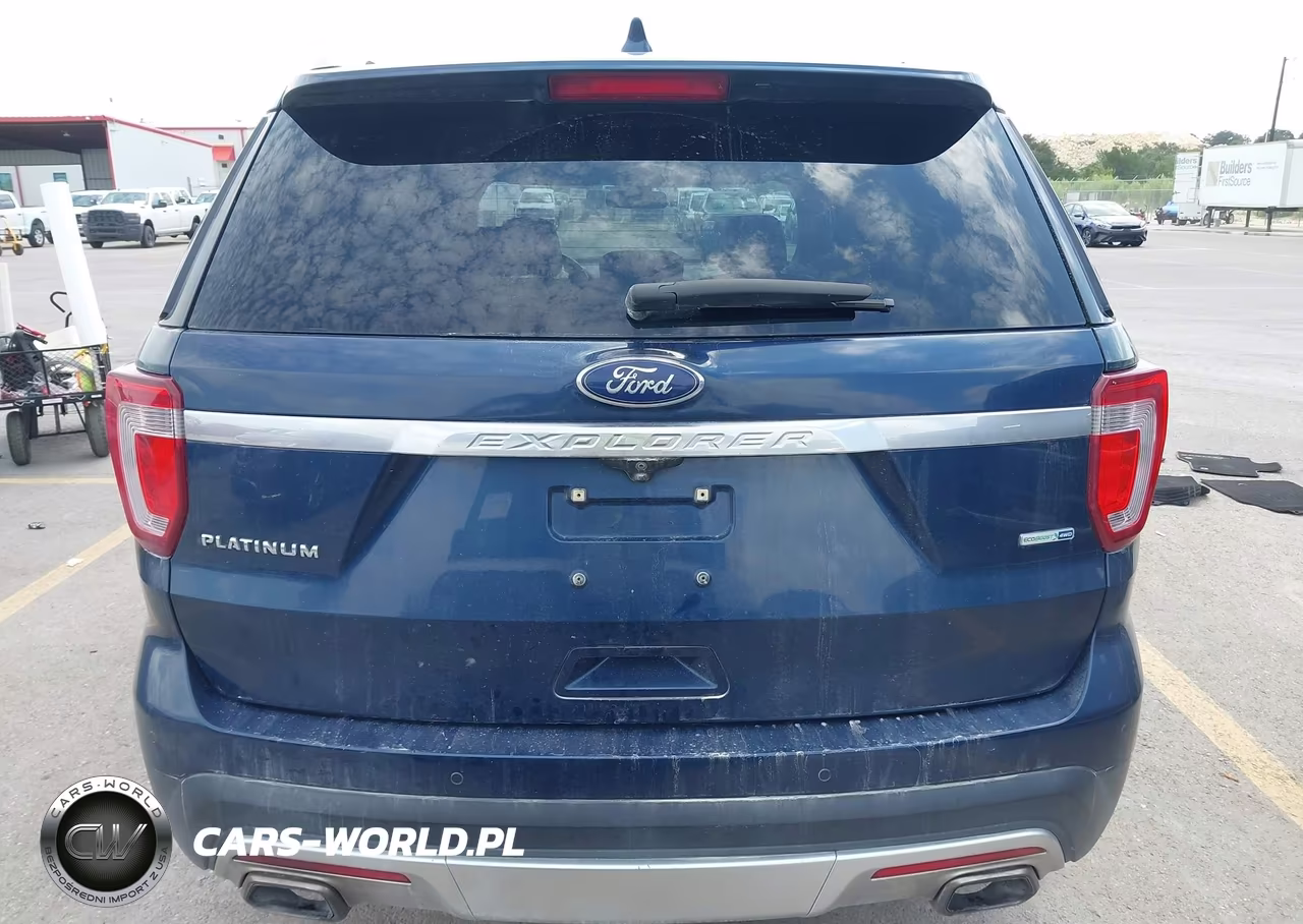 2017 Ford Explorer Platinum VIN:1FM5K8HT2HGC85585 - 16