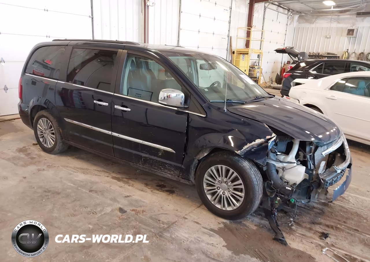 2014 Chrysler Town & Country Touring-L – zdjęcie 1 z 16