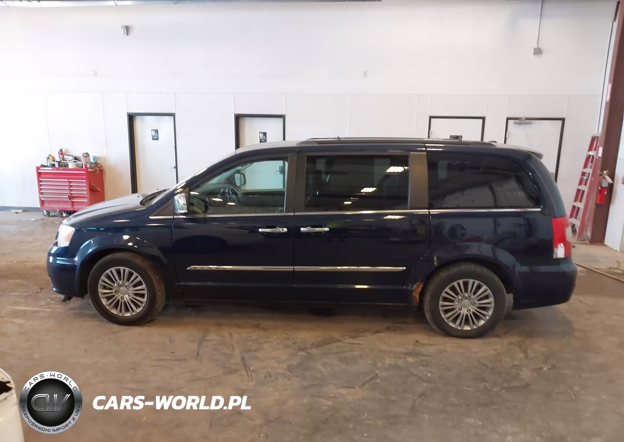 2014 Chrysler Town & Country Touring-L VIN:2C4RC1CG0ER455196 - 14