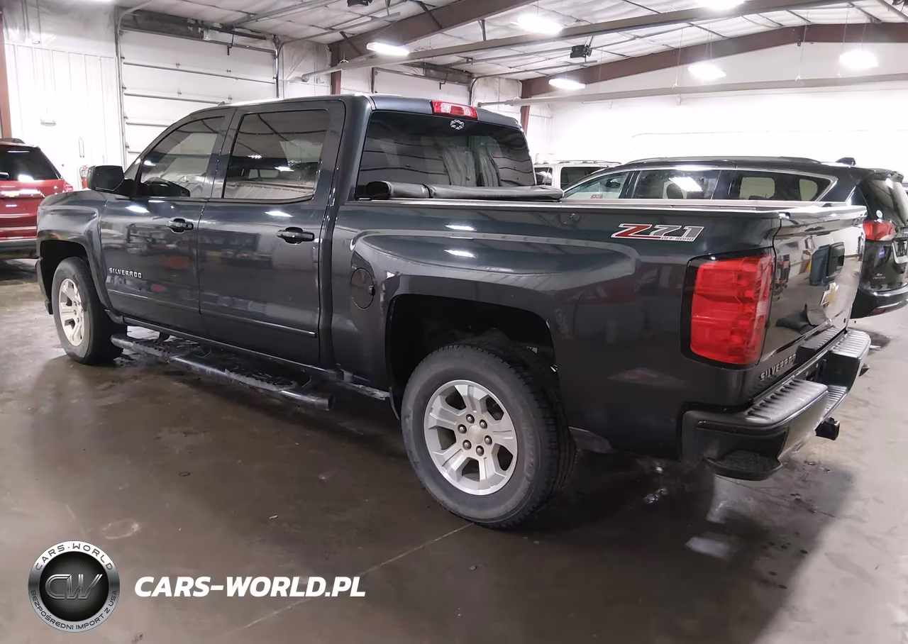 2017 Chevrolet Silverado 1500 Lt VIN:3GCUKREC8HG439781 - 3