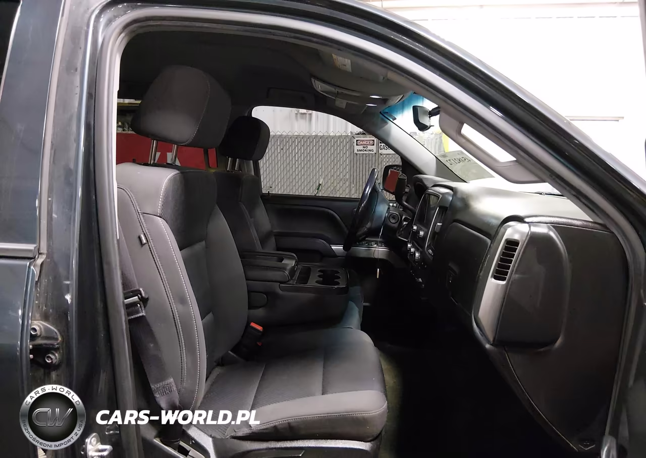 2017 Chevrolet Silverado 1500 Lt VIN:3GCUKREC8HG439781 - 5