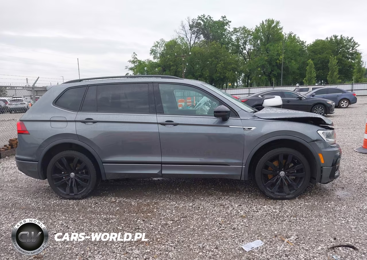 2020 Volkswagen Tiguan 2.0T Se-2.0T Se R-Line Black-2.0T Sel VIN:3VV2B7AXXLM136436 - 13