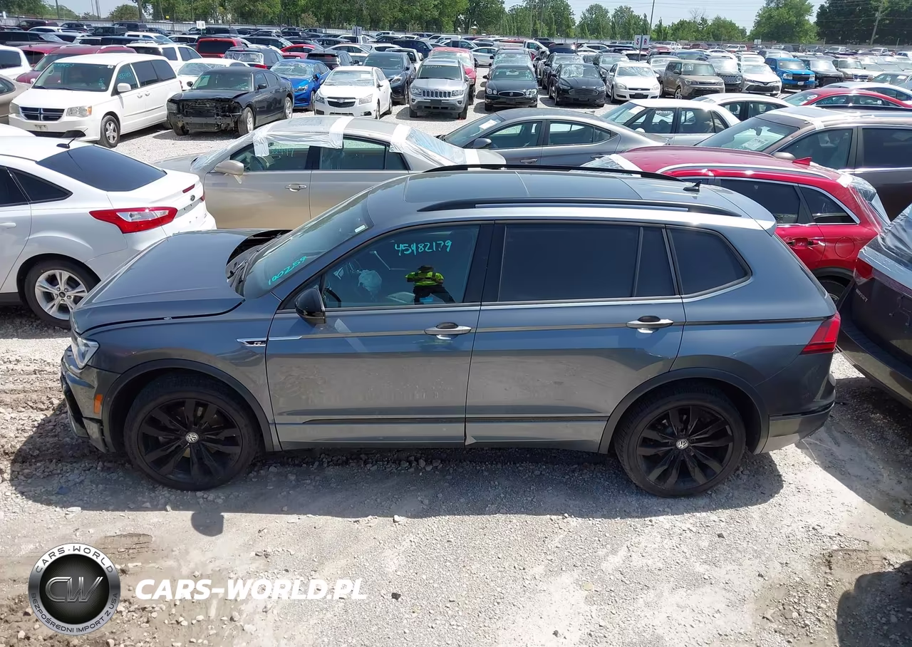 2020 Volkswagen Tiguan 2.0T Se-2.0T Se R-Line Black-2.0T Sel VIN:3VV2B7AXXLM136436 - 14