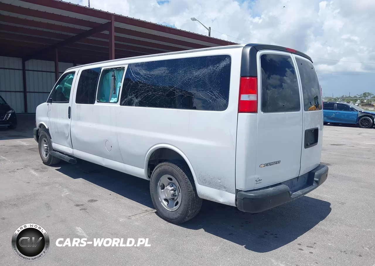 2024 Chevrolet Express Passenger Rwd 3500 Extended Wheelbase Ls VIN:1GAZGNFP4R1169779 - 3