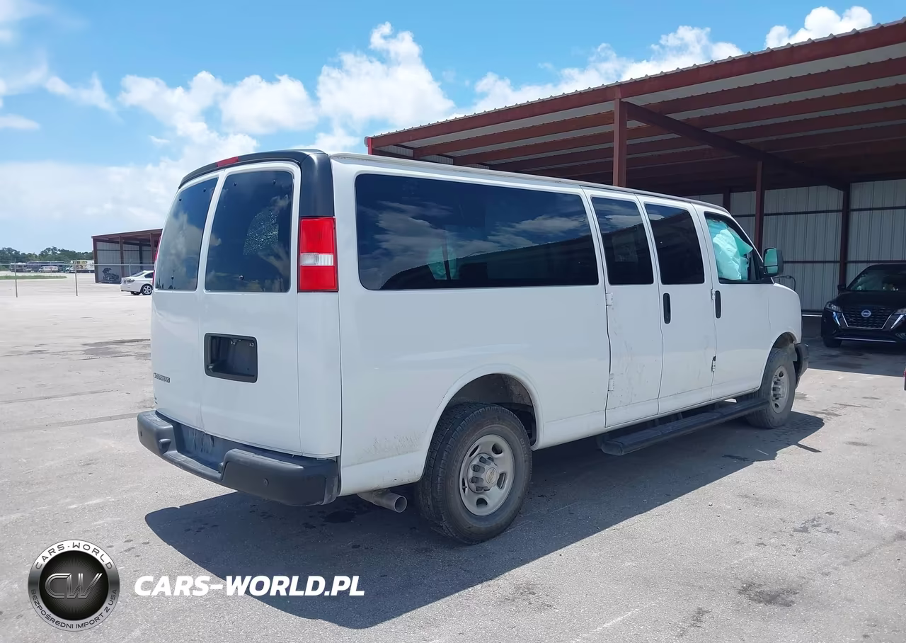 2024 Chevrolet Express Passenger Rwd 3500 Extended Wheelbase Ls VIN:1GAZGNFP4R1169779 - 4