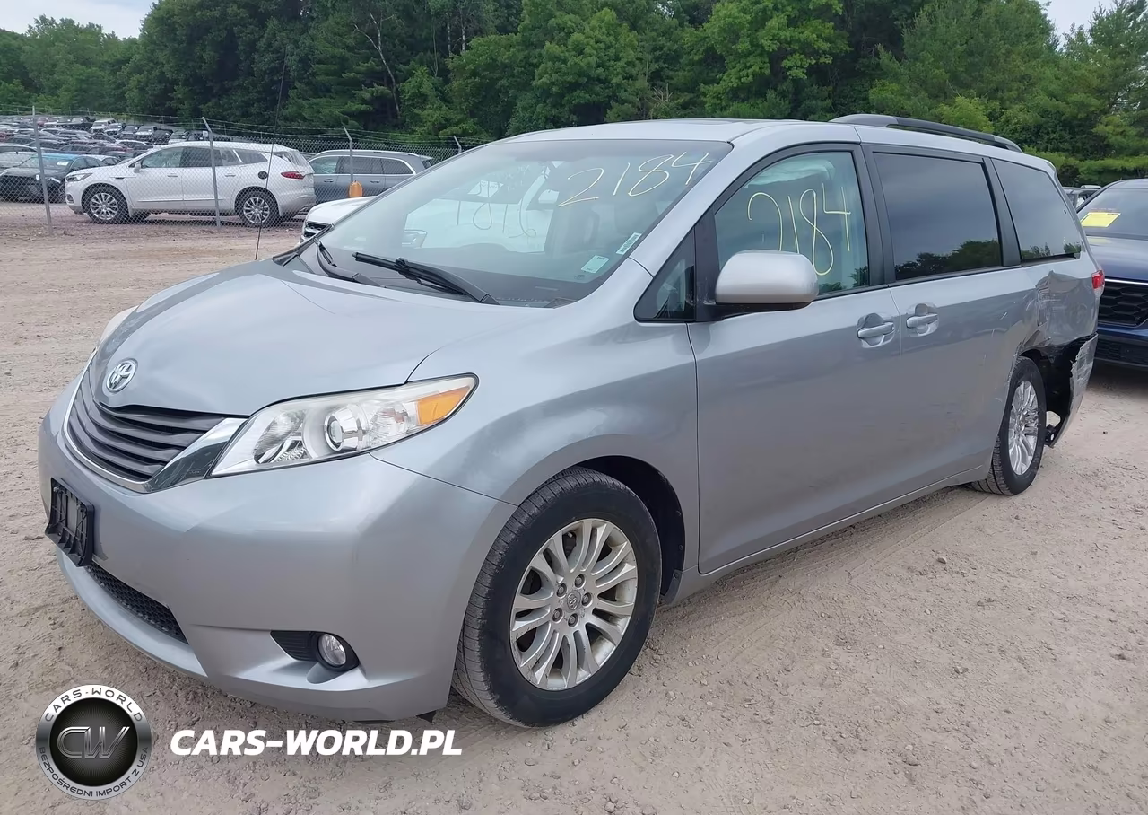 2011 Toyota Sienna Xle V6 VIN:5TDYK3DC6BS152853 - 2