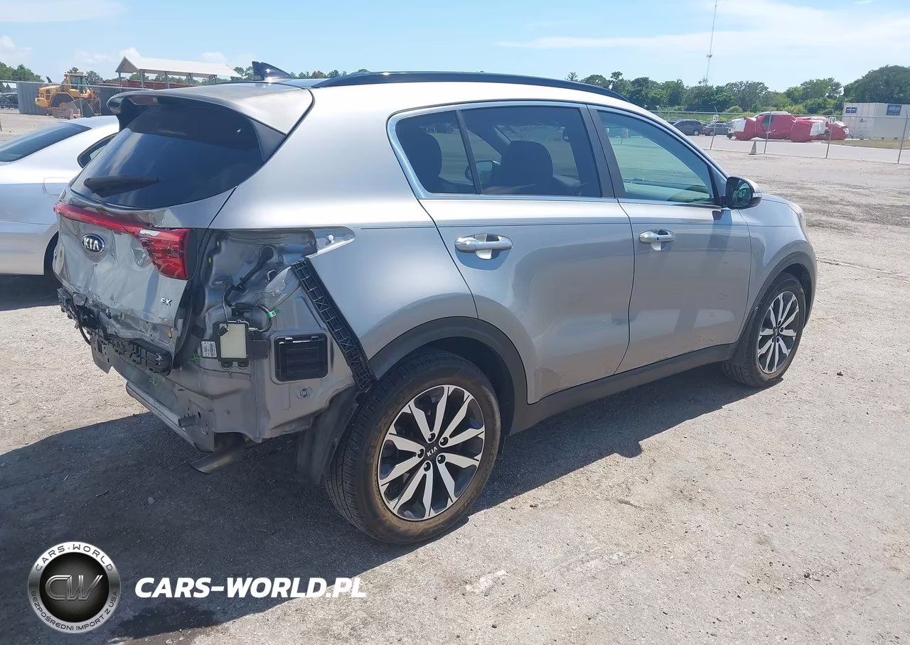 2019 Kia Sportage Ex VIN:KNDPN3ACXK7577963 - 4