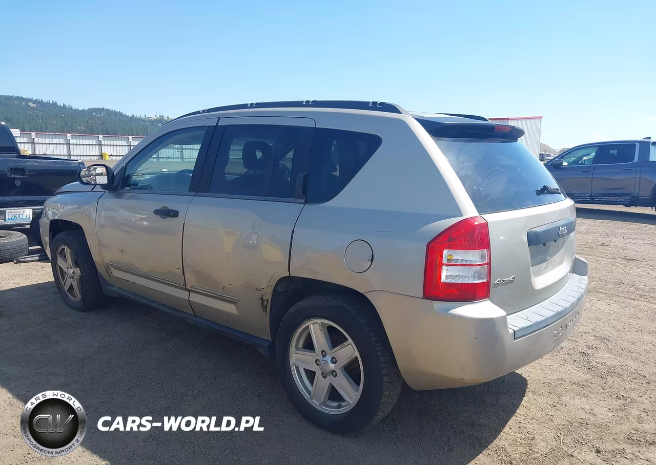 2009 Jeep Compass Sport VIN:1J4FF47B19D205995 - 3