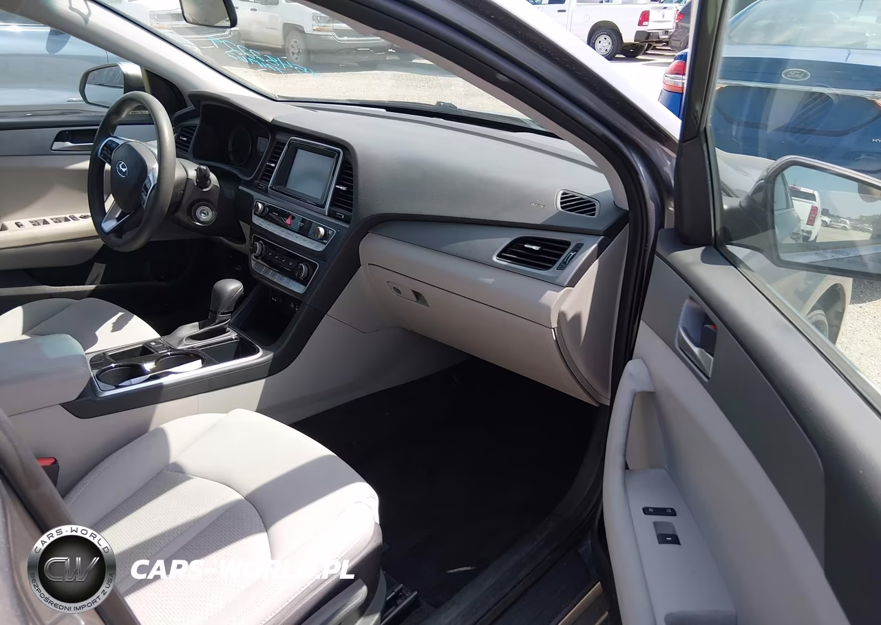 2019 Hyundai Sonata Eco VIN:5NPE24AA7KH774962 - 5
