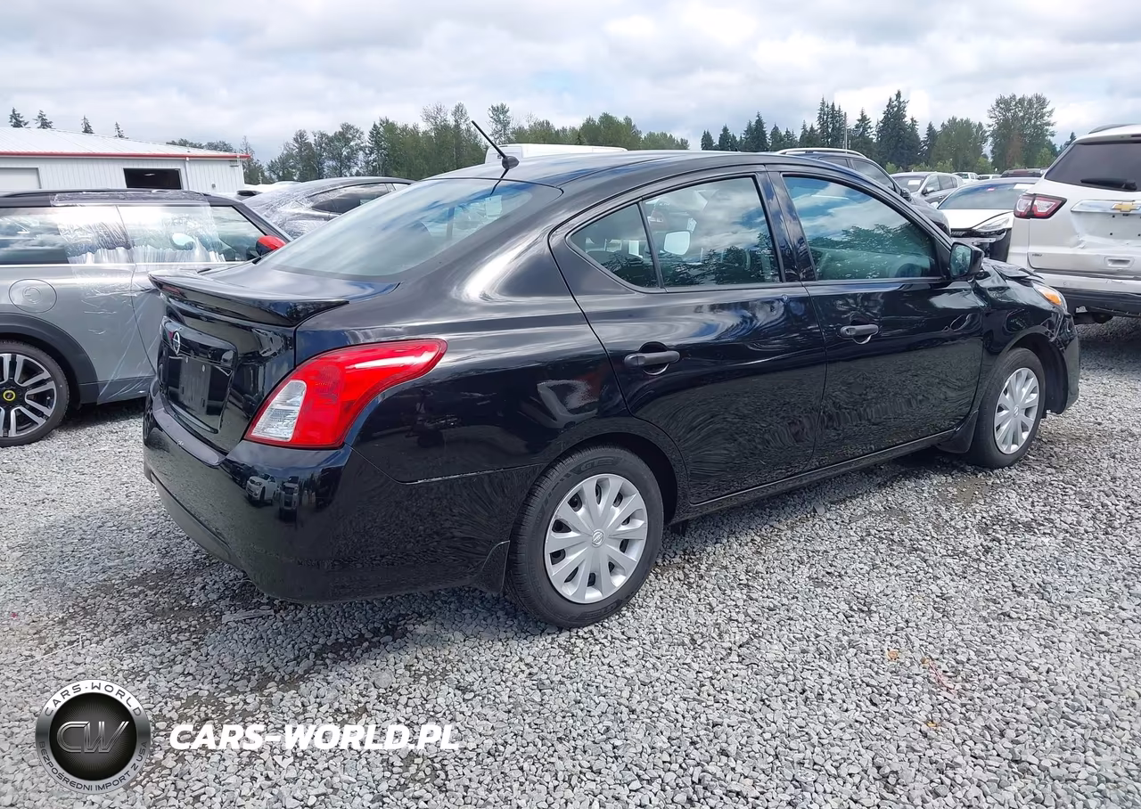 2018 Nissan Versa 1.6 S+ VIN:3N1CN7AP1JL855316 - 4