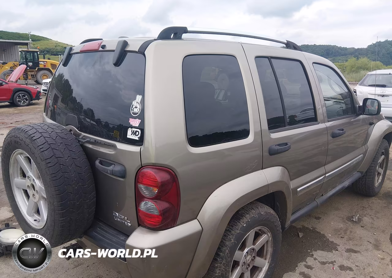2007 Jeep Liberty Limited Edition VIN:1J4GL58KX7W645880 - 4