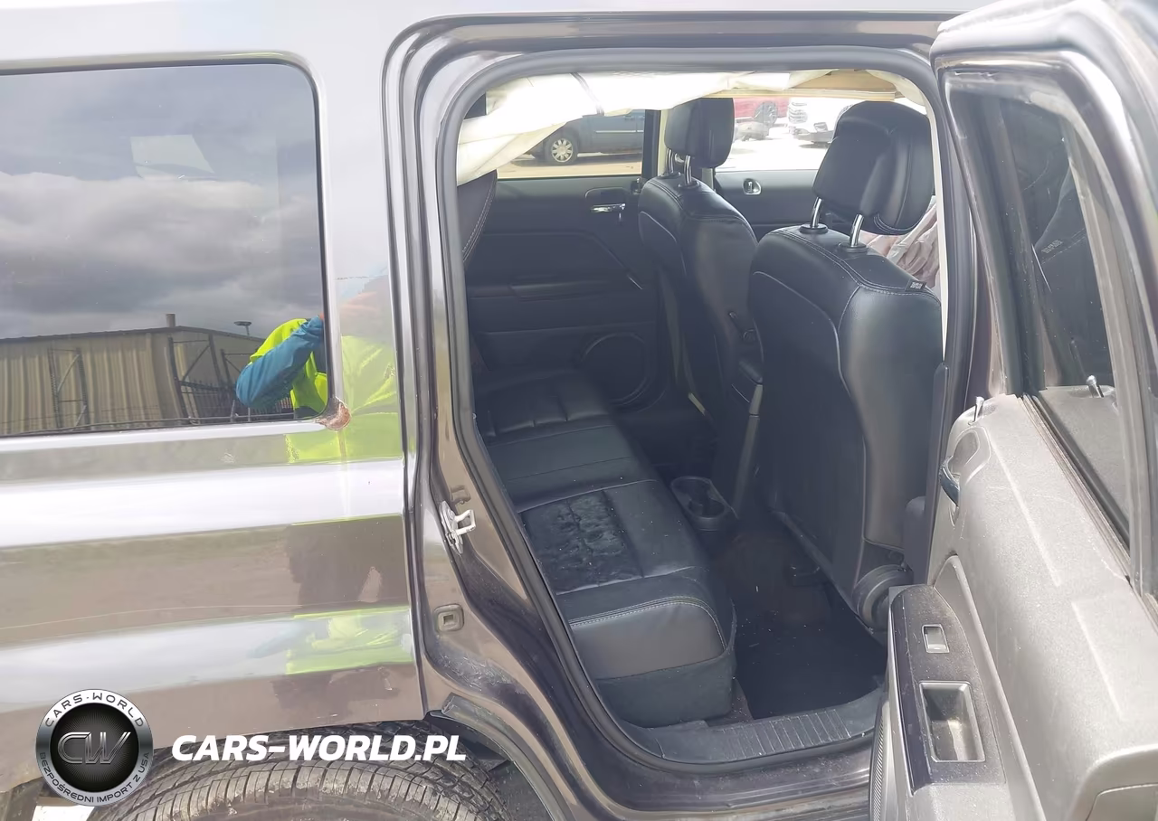 2016 Jeep Patriot High Altitude Edition VIN:1C4NJRFB2GD523846 - 8