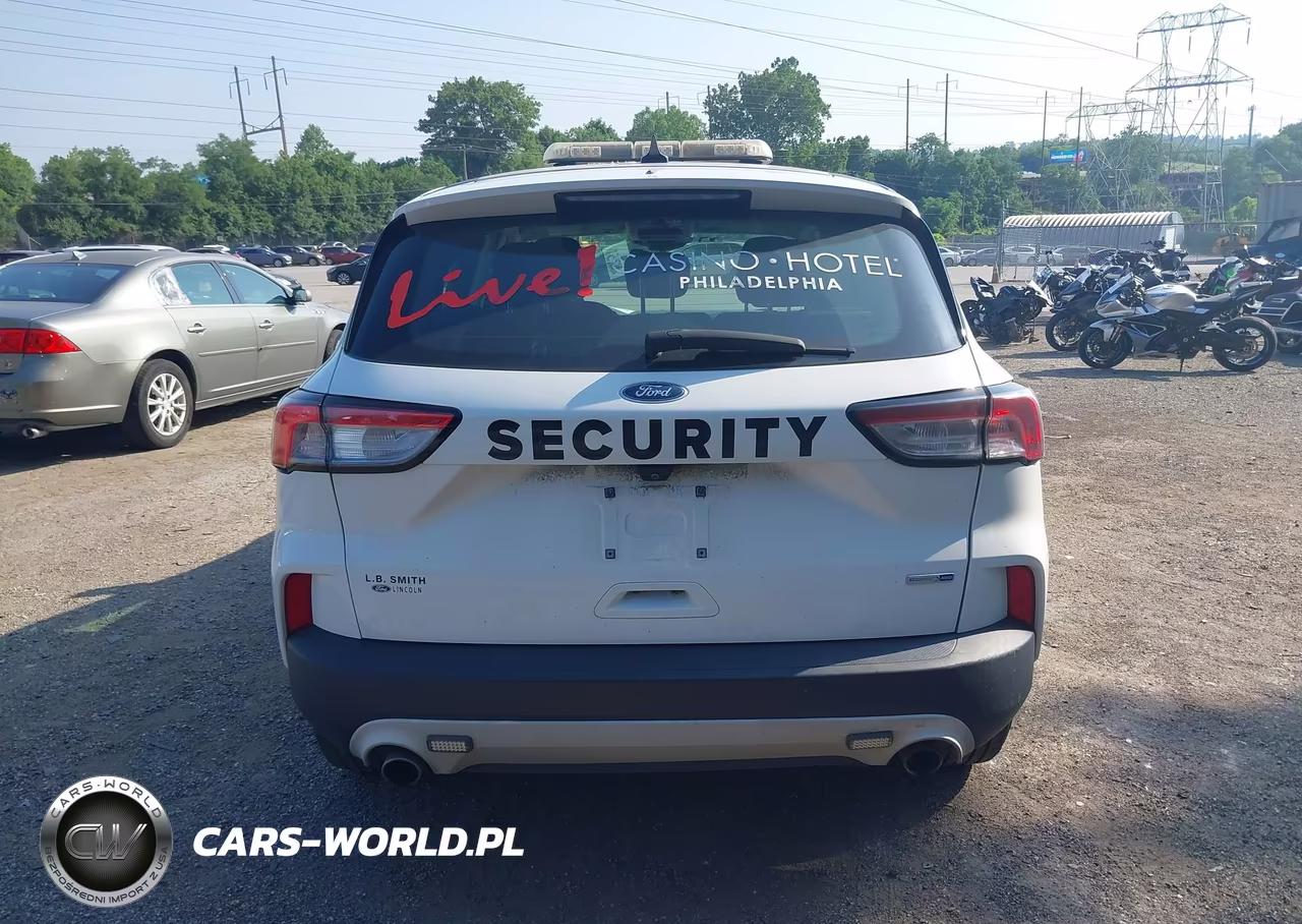 2020 Ford Escape S VIN:1FMCU9F64LUA48031 - 17