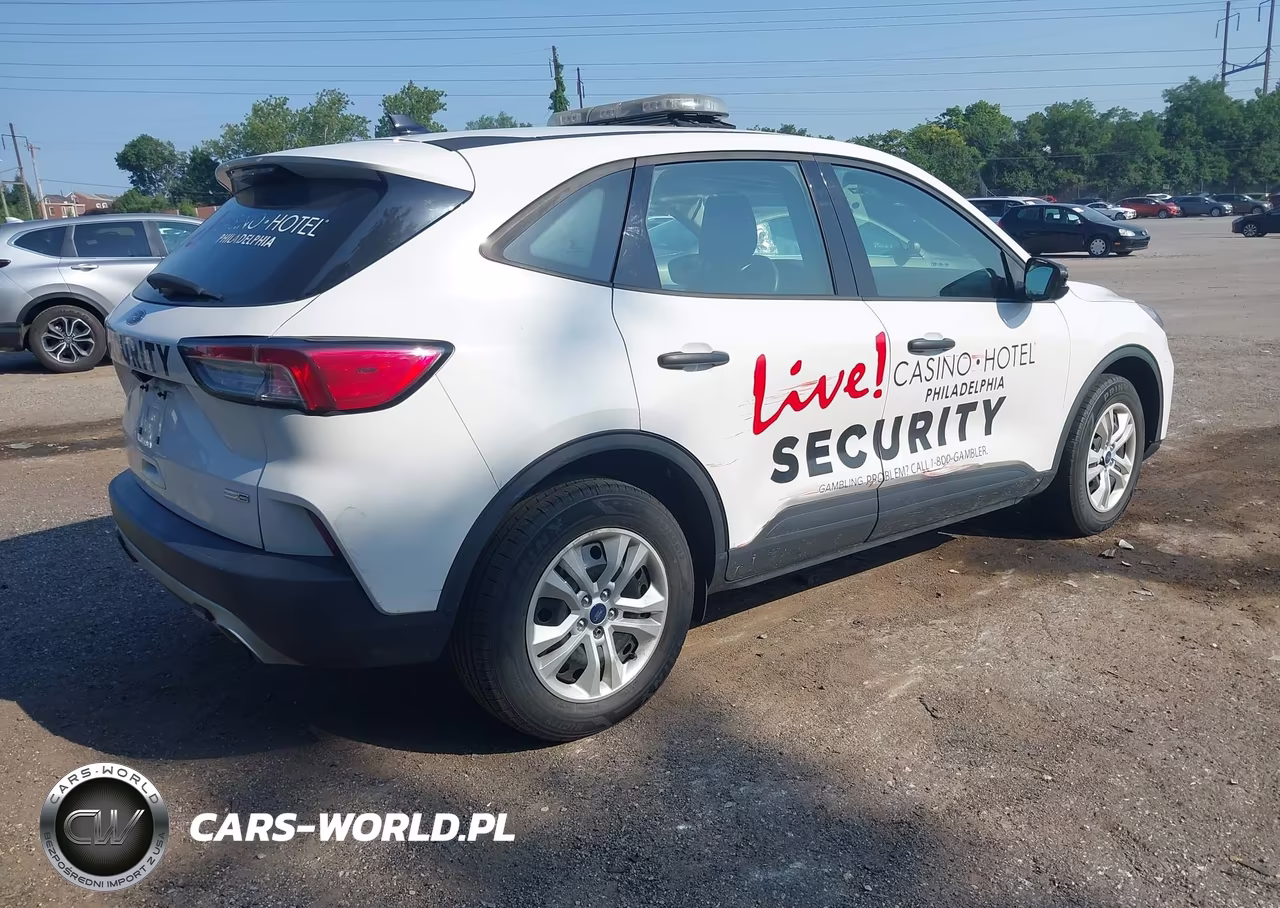 2020 Ford Escape S VIN:1FMCU9F64LUA48031 - 4
