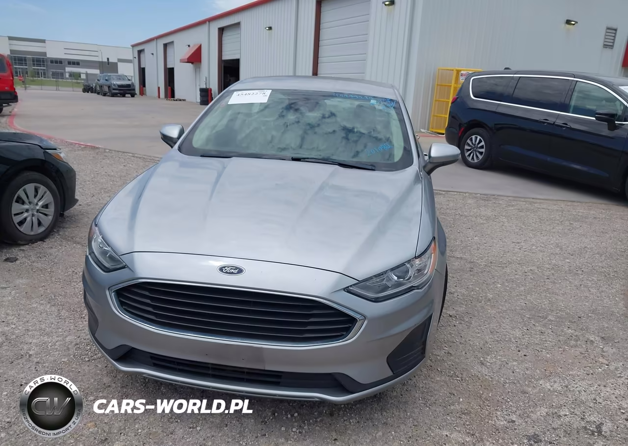 2020 Ford Fusion S VIN:3FA6P0G78LR201082 - 13