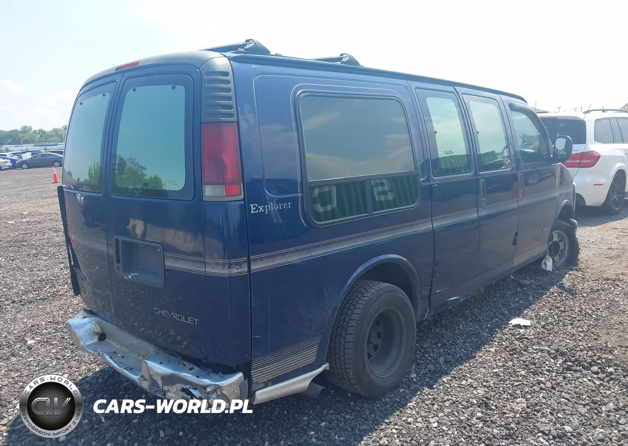 2001 Chevrolet Express Upfitter VIN:1GBFG15W611175121 - 4