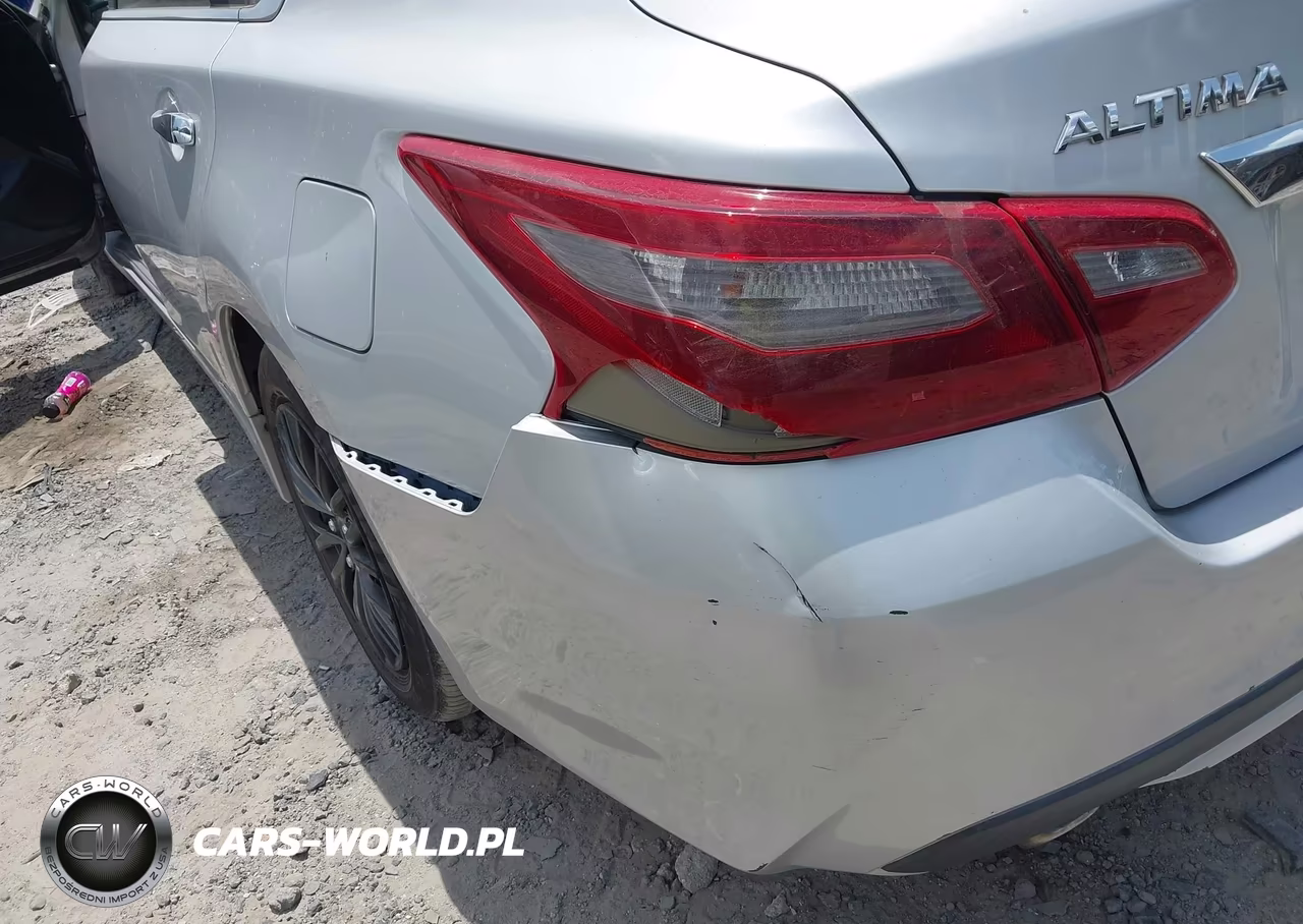 2018 Nissan Altima 2.5 S VIN:1N4AL3AP8JC187003 - 13