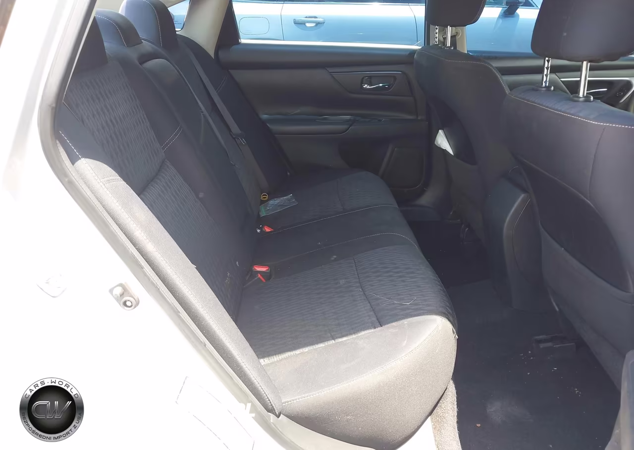 2018 Nissan Altima 2.5 S VIN:1N4AL3AP8JC187003 - 8