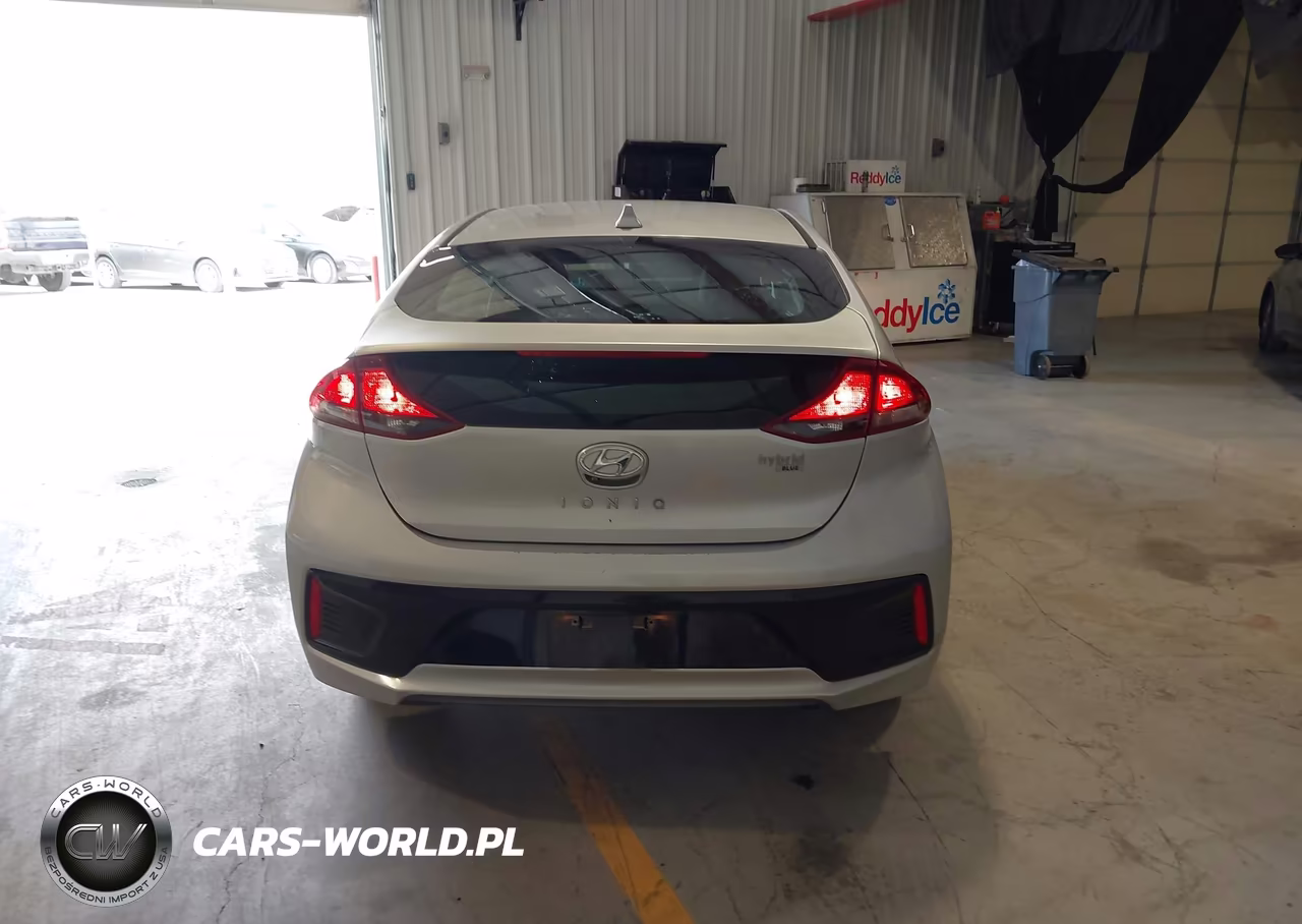 2019 Hyundai Ioniq Hybrid Blue VIN:KMHC65LC6KU160907 - 16