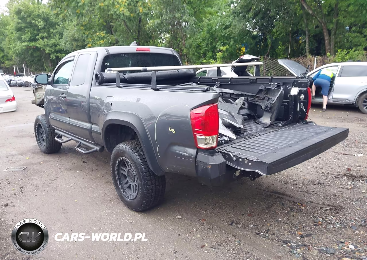 2019 Toyota Tacoma Sr VIN:5TFSX5EN0KX064006 - 3