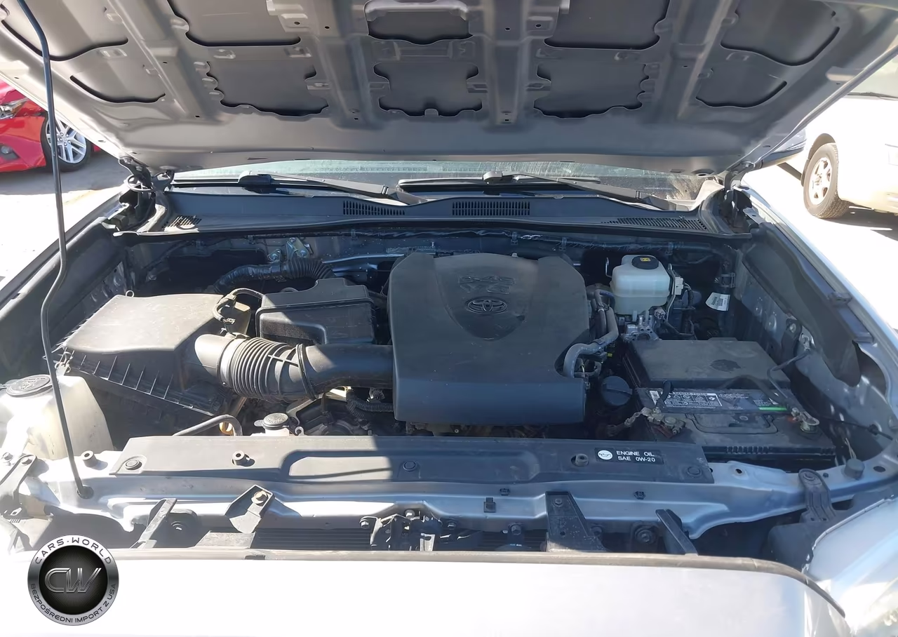 2019 Toyota Tacoma Trd Off-Road VIN:3TMCZ5AN9KM234924 - 10