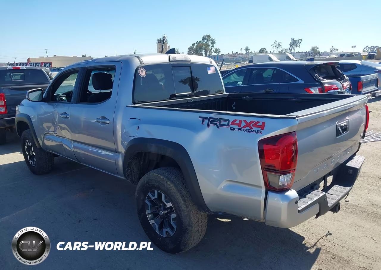2019 Toyota Tacoma Trd Off-Road VIN:3TMCZ5AN9KM234924 - 3