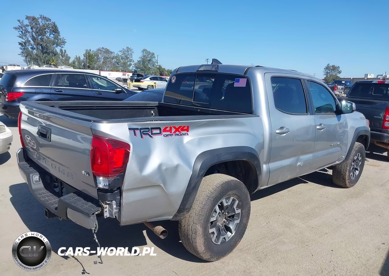 2019 Toyota Tacoma Trd Off-Road VIN:3TMCZ5AN9KM234924 - 4