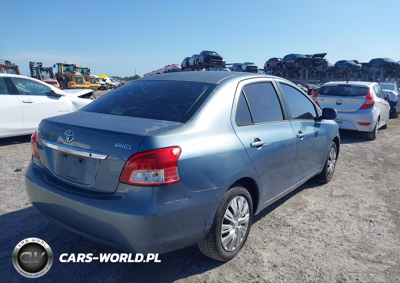 2010 Toyota Yaris VIN:JTDBT4K32A1392599 - 4