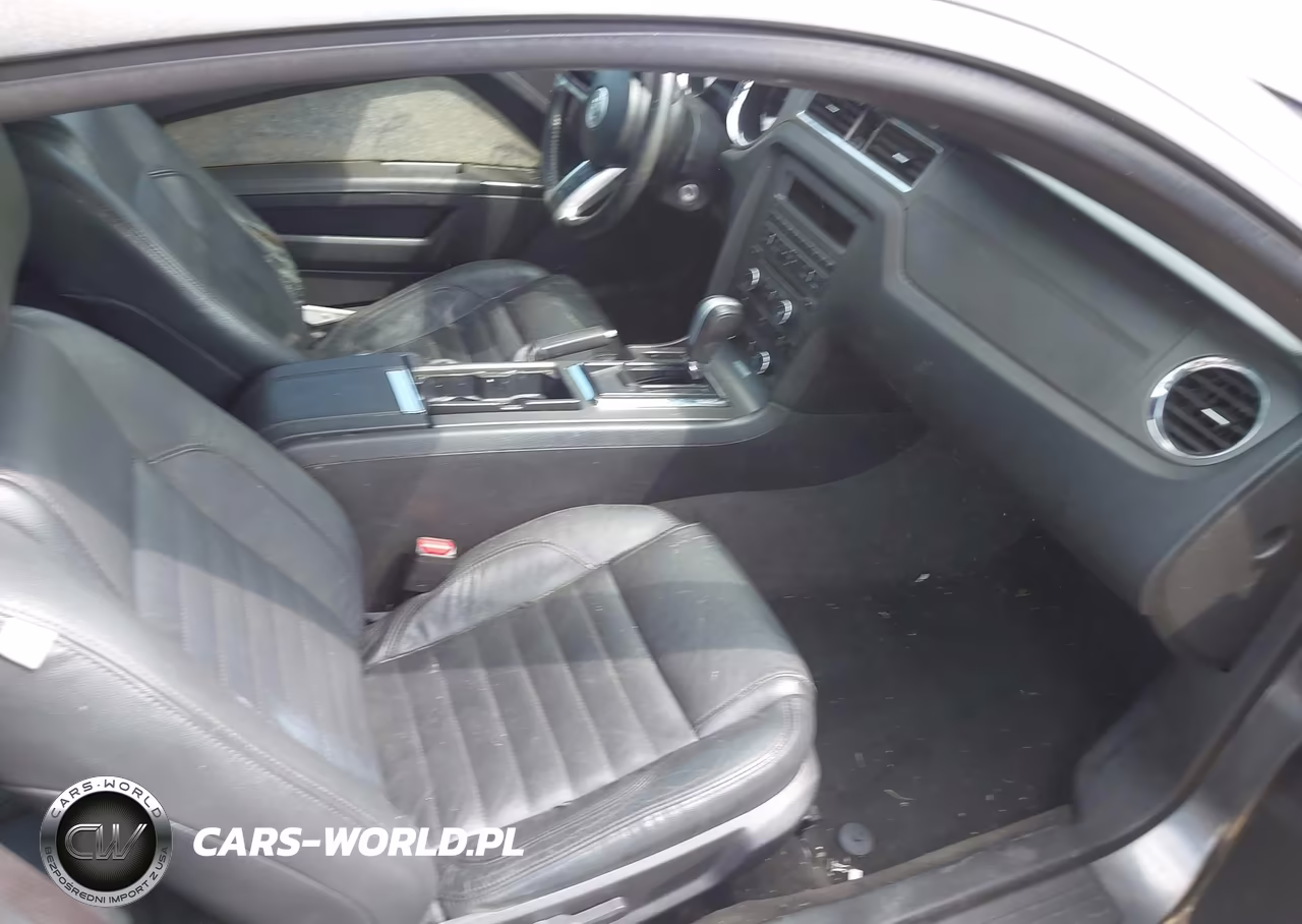 2014 Ford Mustang V6 VIN:1ZVBP8AM1E5316423 - 5