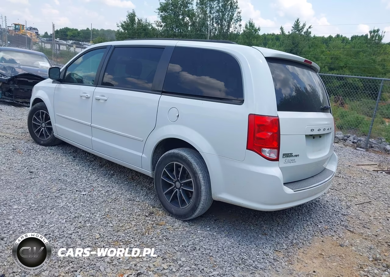 2016 Dodge Grand Caravan R-T VIN:2C4RDGEG1GR274334 - 3