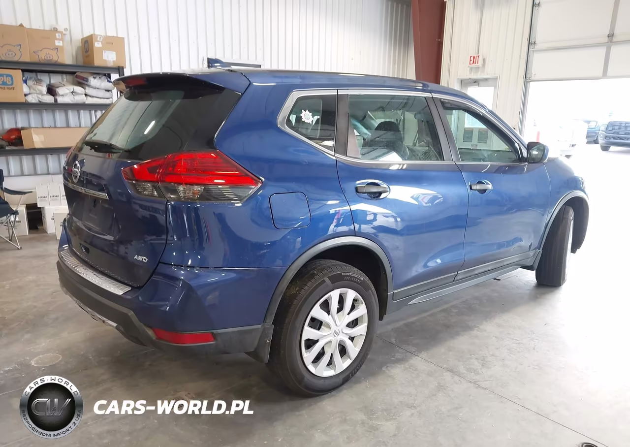 2017 Nissan Rogue S VIN:5N1AT2MV1HC863151 - 4
