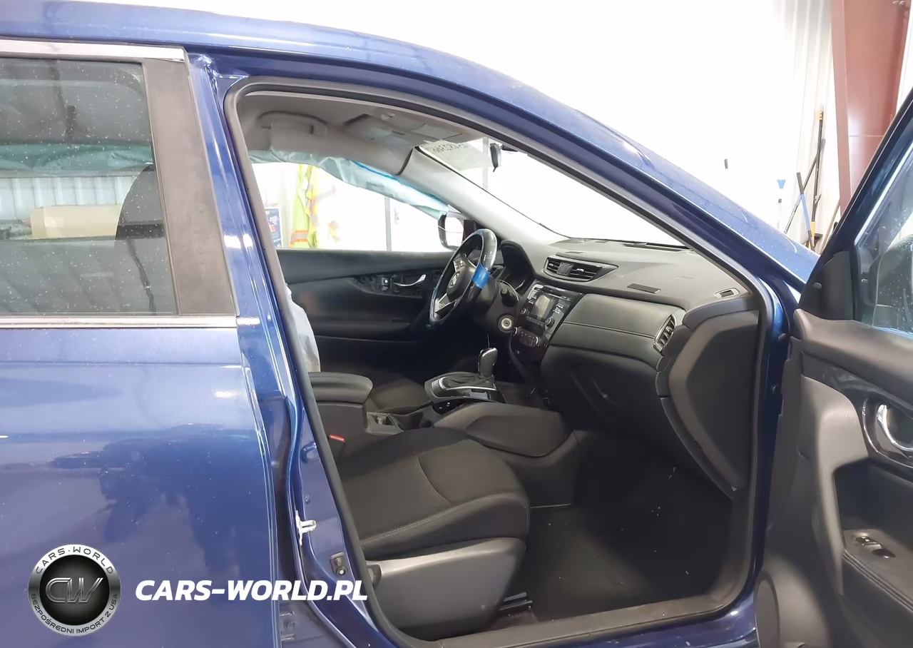 2017 Nissan Rogue S VIN:5N1AT2MV1HC863151 - 5