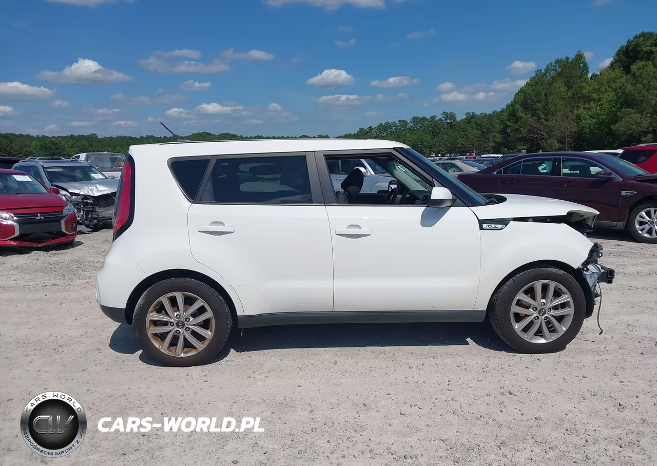 2019 Kia Soul + VIN:KNDJP3A54K7005806 - 14