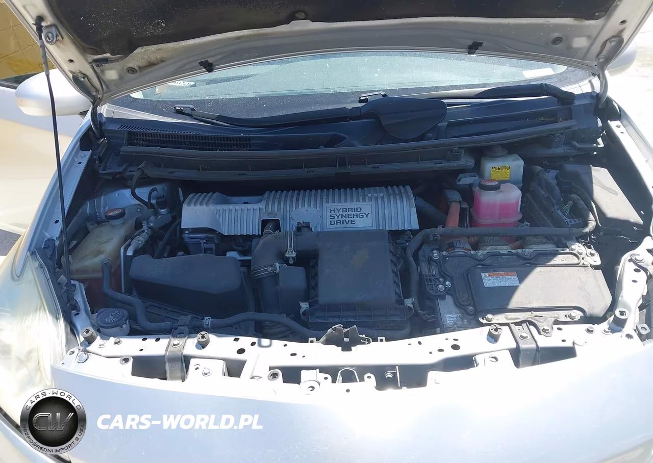 2015 Toyota Prius Two VIN:JTDKN3DU5F1978571 - 10