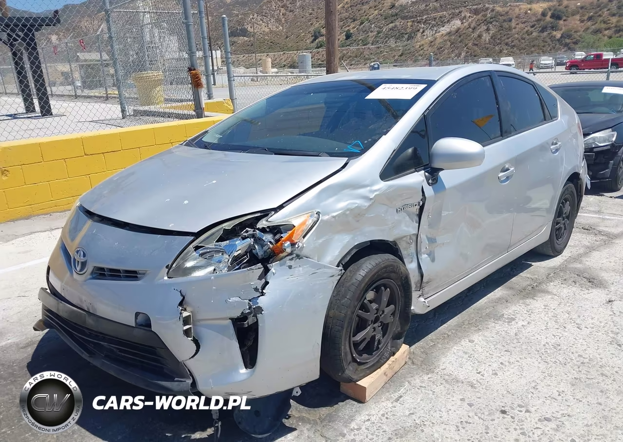 2015 Toyota Prius Two VIN:JTDKN3DU5F1978571 - 2