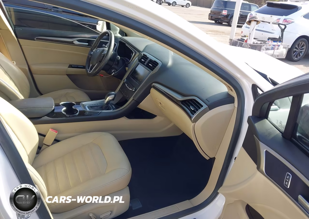 2014 Ford Fusion Se VIN:3FA6P0HD7ER317204 - 5