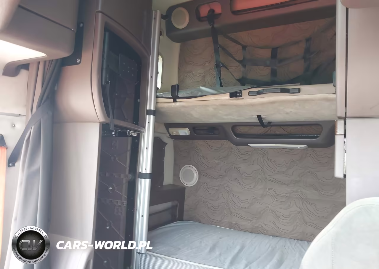 2017 Volvo Vnl VIN:4V4NC9EHXHN976516 - 7