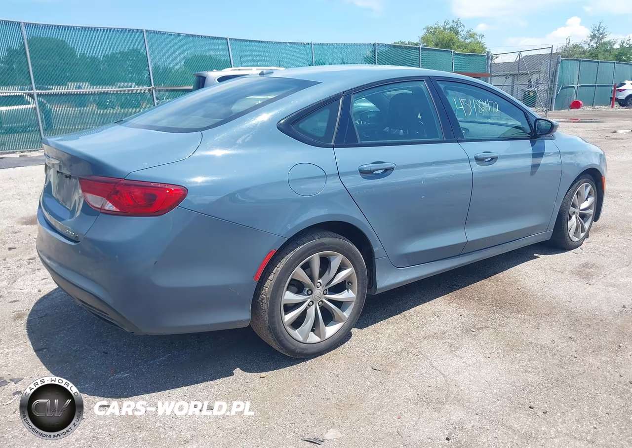 2015 Chrysler 200 S VIN:1C3CCCBB4FN649689 - 4