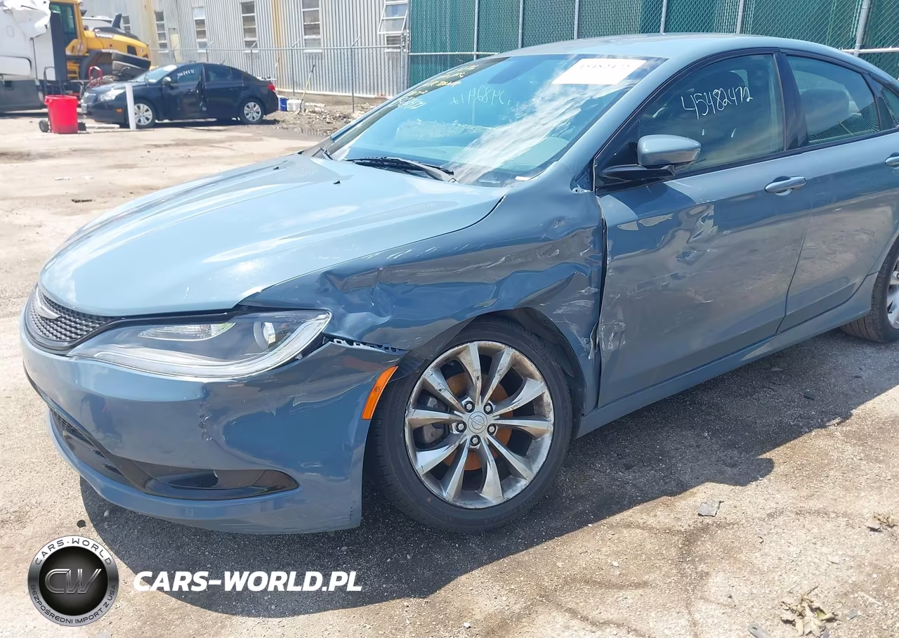 2015 Chrysler 200 S VIN:1C3CCCBB4FN649689 - 6