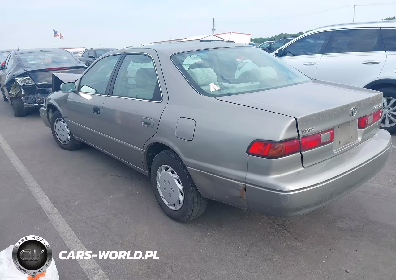 1999 Toyota Camry Ce VIN:4T1BG22K7XU529894 - 3