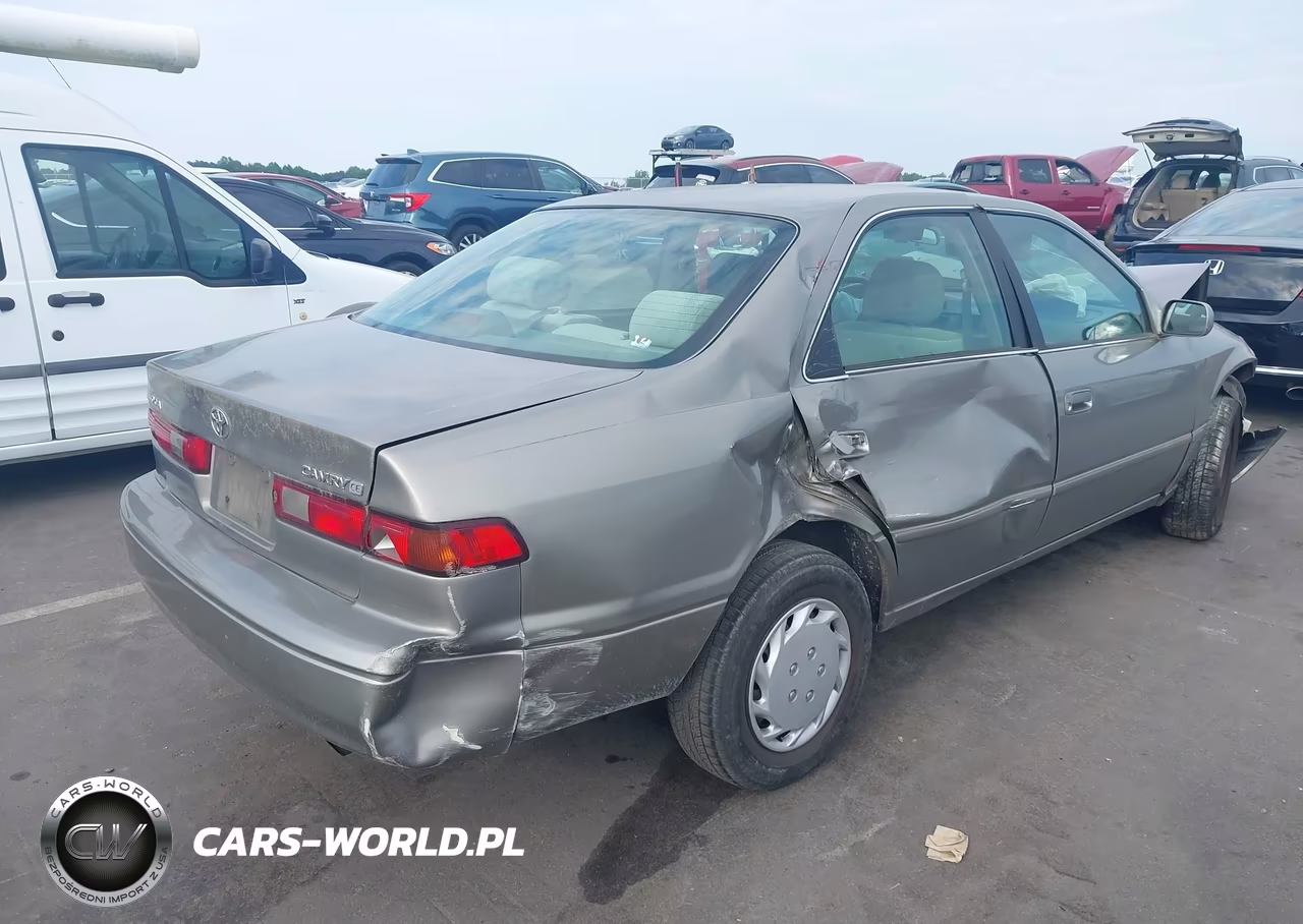 1999 Toyota Camry Ce VIN:4T1BG22K7XU529894 - 4