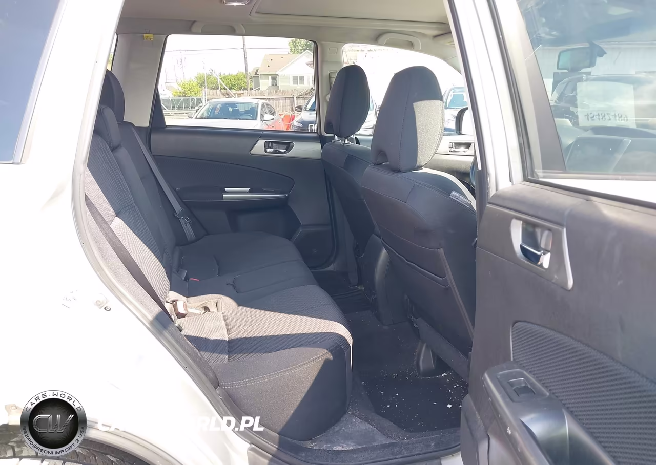 2011 Subaru Forester 2.5X Premium VIN:JF2SHADC6BG755919 - 8