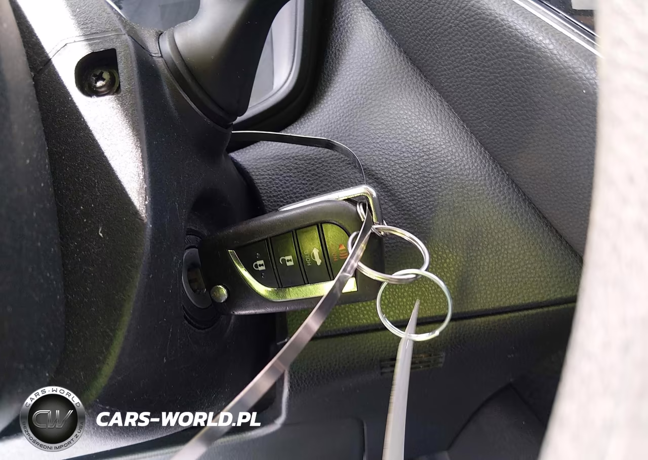 2020 Toyota Corolla Le VIN:5YFEPRAE1LP131559 - 11
